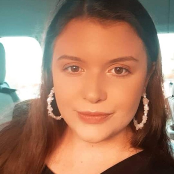 Meet your Posher, Abby - Picture 1 of 1